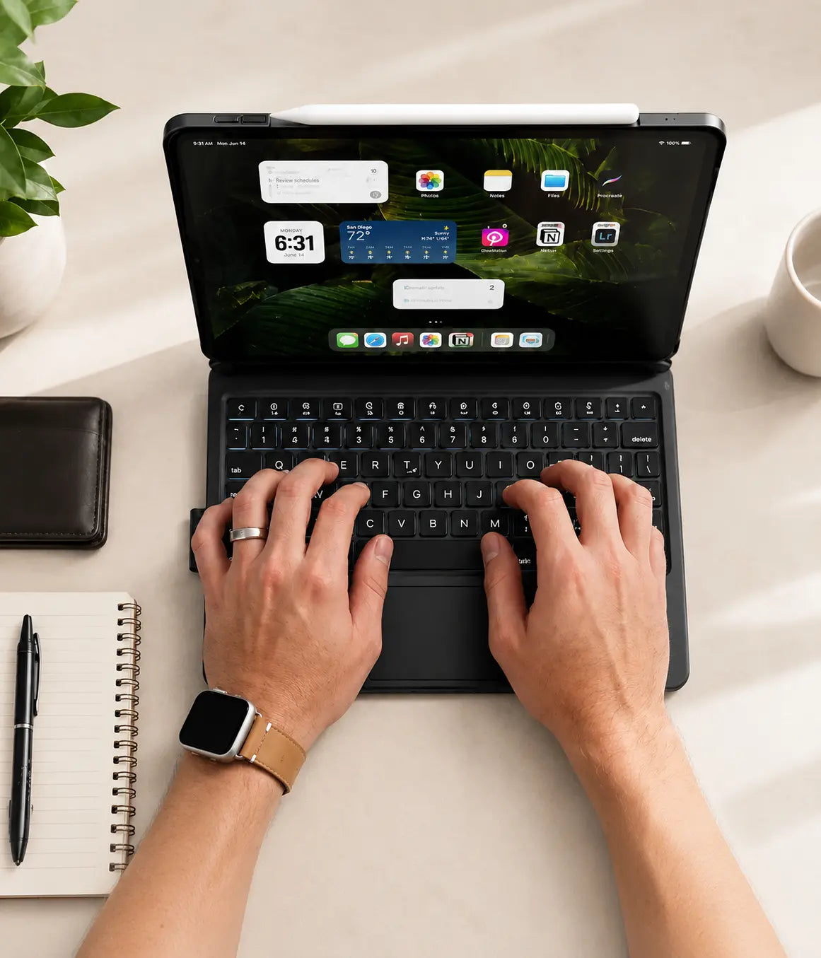 iPad keyboard case with trackpad